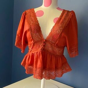 FOREVER 21 Burnt Orange Flowy Blouse SMALL